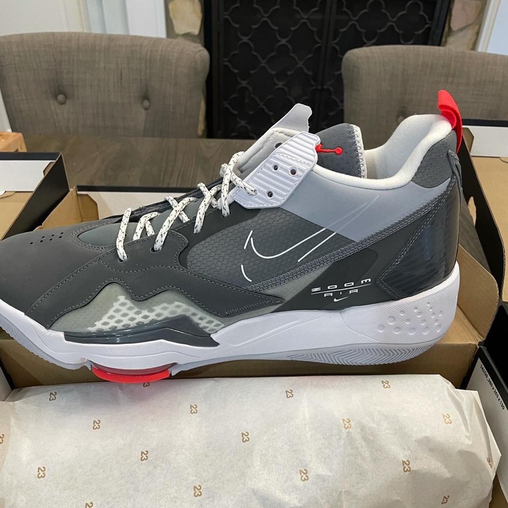 Jordan Zoom 92